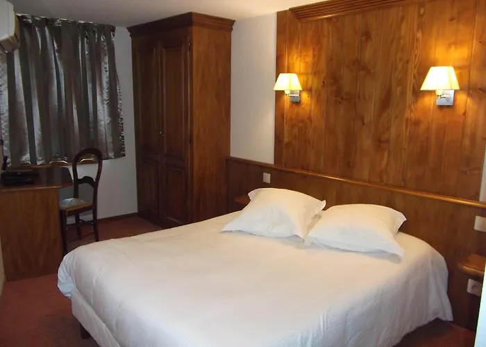 Logis De La Cloche